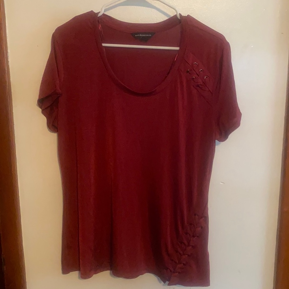 Cute red Rock & Republic top